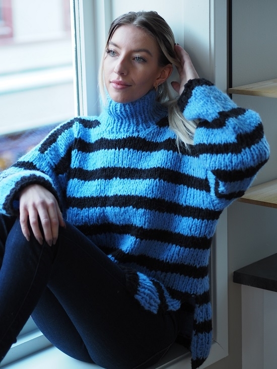 Oppskrift til Knit Norway Chill sweater. Selges kun sammen med garn til minimum str. S